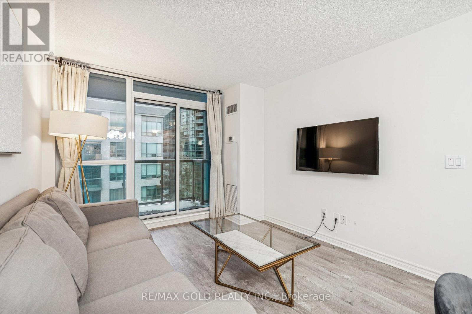 1819 - 25 Lower Simcoe Street, Toronto, Ontario  M5J 3A1 - Photo 6 - C12653310