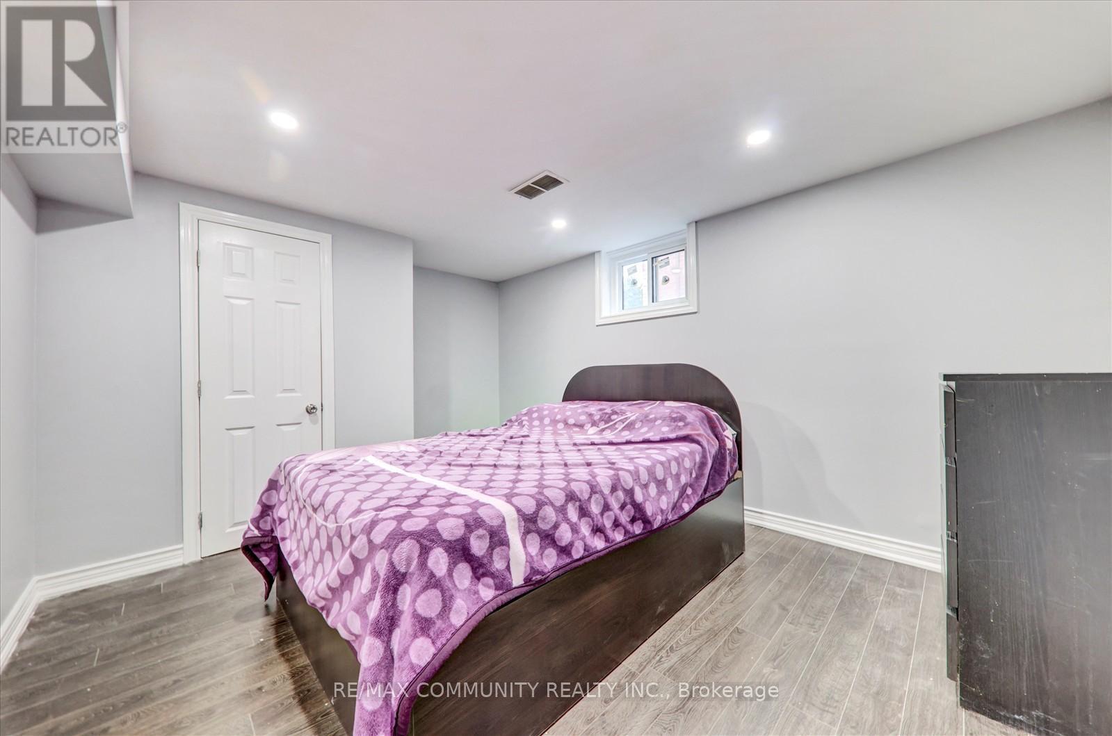 6 Barlow Road W, Toronto, Ontario  M1G 2B4 - Photo 30 - E12653320