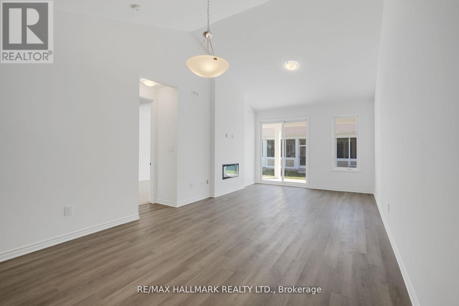 701 Sargeant Place, Innisfil, Ontario  L9S 0T2 - Photo 14 - N12653290