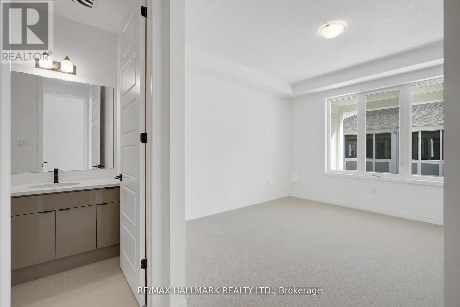 701 Sargeant Place, Innisfil, Ontario  L9S 0T2 - Photo 21 - N12653290