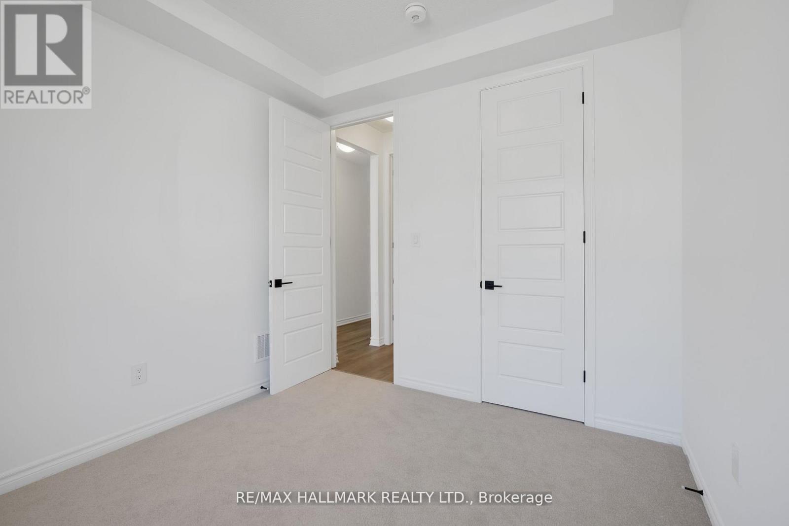 701 Sargeant Place, Innisfil, Ontario  L9S 0T2 - Photo 30 - N12653290