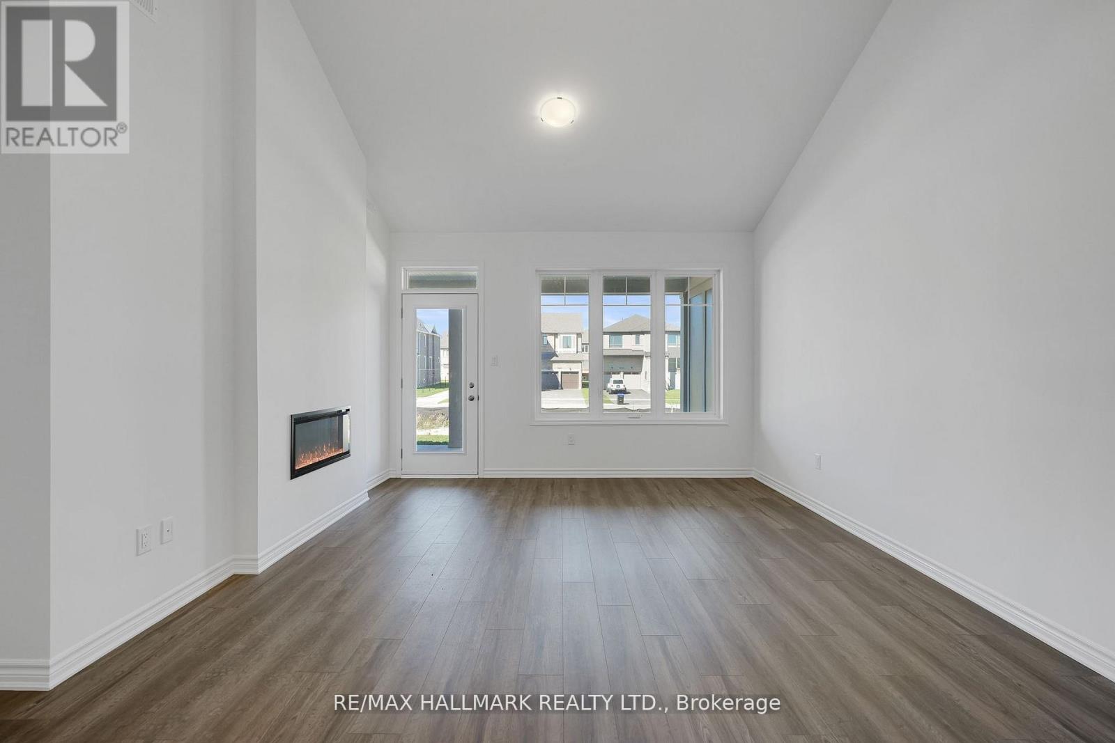 700 Sargeant Place, Innisfil, Ontario  L9S 0R9 - Photo 15 - N12653296