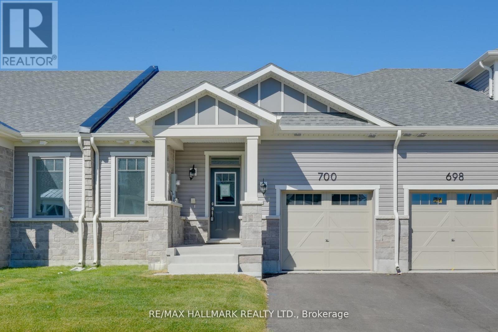 700 Sargeant Place, Innisfil, Ontario  L9S 0R9 - Photo 2 - N12653296