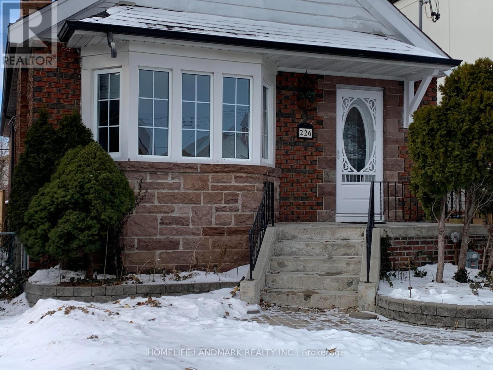 226 DONLANDS AVENUE, Toronto, Ontario
