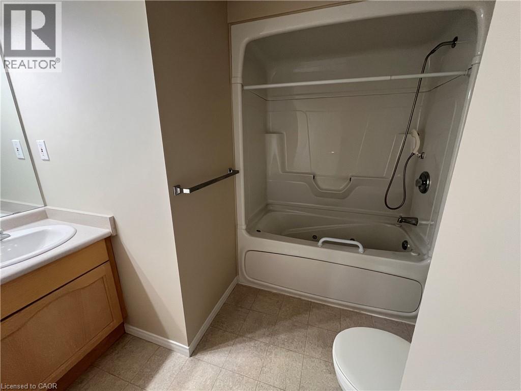 210 Main Street E Unit# 203, Dunnville, Ontario  N1A 3G7 - Photo 31 - 40795309