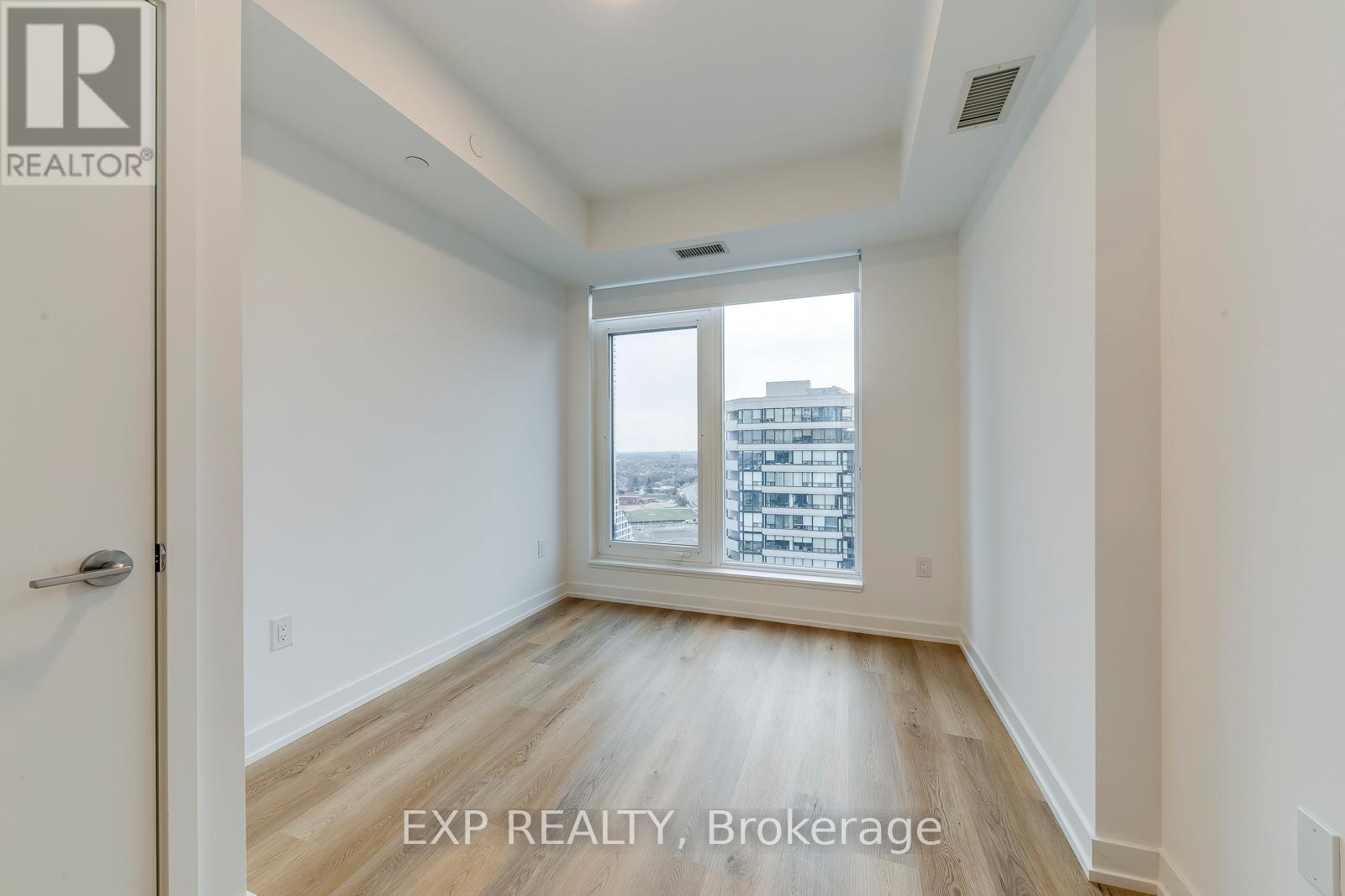 1710 - 395 Square One Drive, Mississauga, Ontario  L5B 0P6 - Photo 15 - W12653286