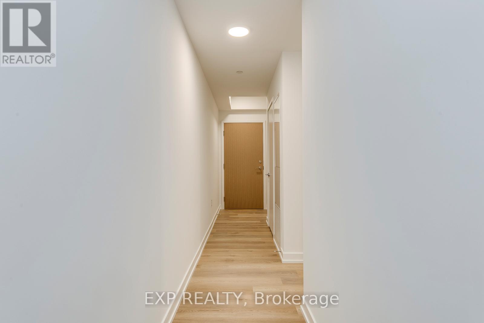 1710 - 395 Square One Drive, Mississauga, Ontario  L5B 0P6 - Photo 21 - W12653286