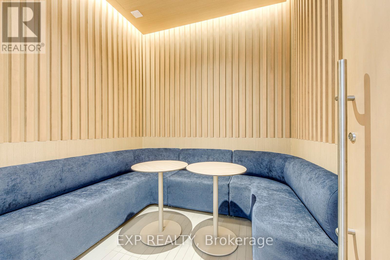 1710 - 395 Square One Drive, Mississauga, Ontario  L5B 0P6 - Photo 31 - W12653286