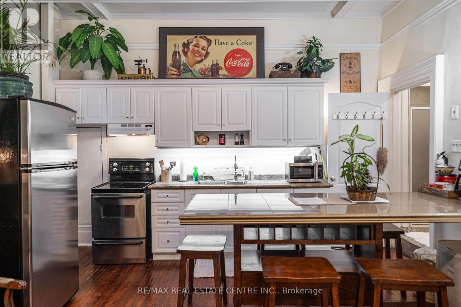 A - 68 Scott Street, Brampton, Ontario  L6V 1S3 - Photo 10 - W12653316