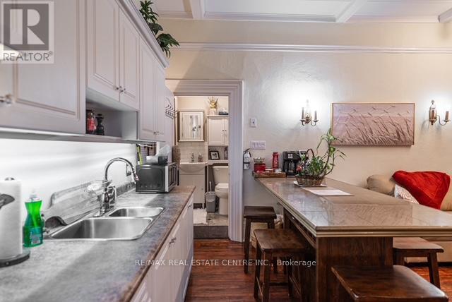 A - 68 Scott Street, Brampton, Ontario  L6V 1S3 - Photo 11 - W12653316