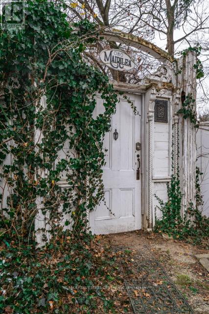 A - 68 Scott Street, Brampton, Ontario  L6V 1S3 - Photo 4 - W12653316