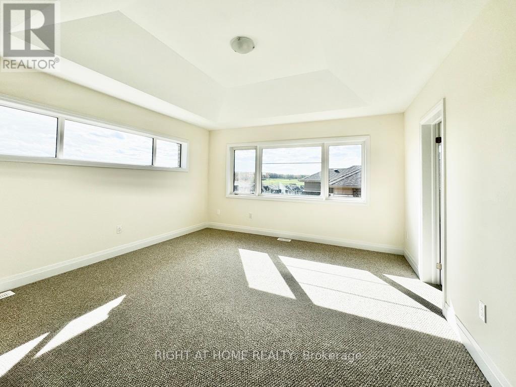 Upper - 70 Bearberry Road, Springwater, Ontario  L9X 2E1 - Photo 12 - S12470646