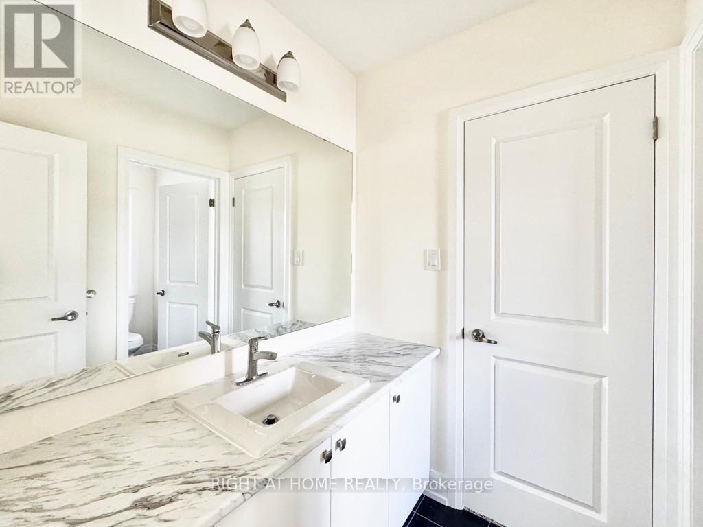 Upper - 70 Bearberry Road, Springwater, Ontario  L9X 2E1 - Photo 20 - S12470646