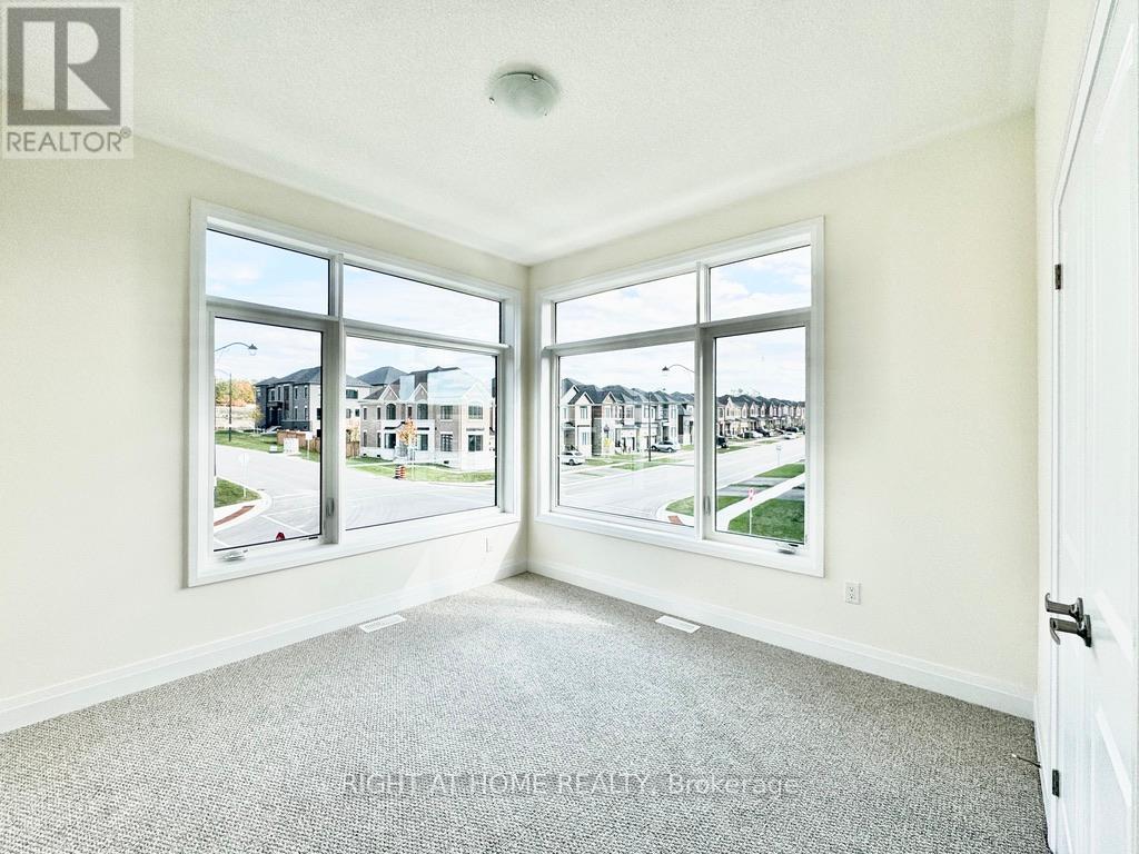 Upper - 70 Bearberry Road, Springwater, Ontario  L9X 2E1 - Photo 19 - S12470646