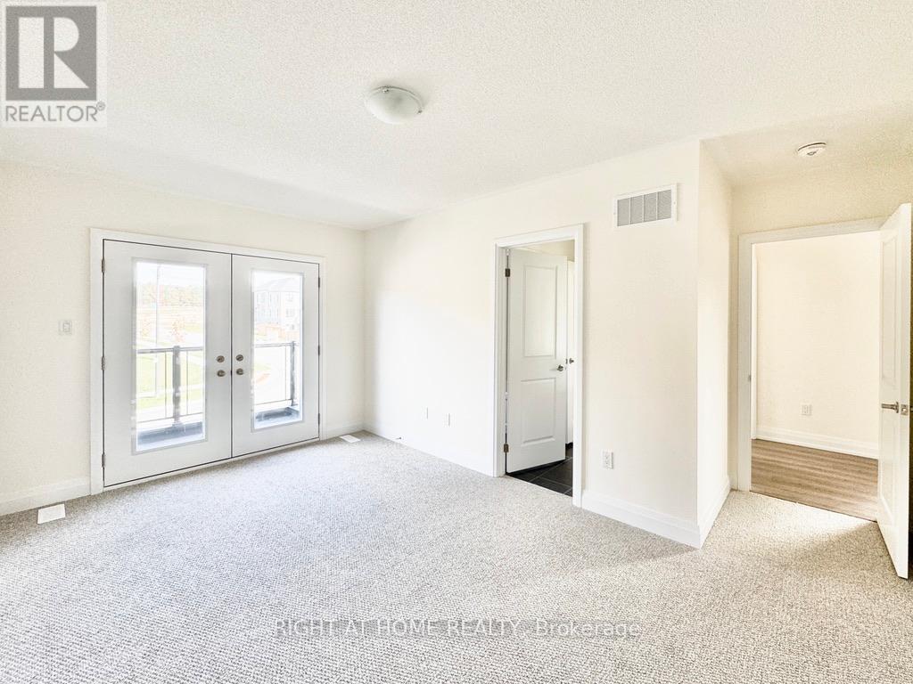 Upper - 70 Bearberry Road, Springwater, Ontario  L9X 2E1 - Photo 21 - S12470646