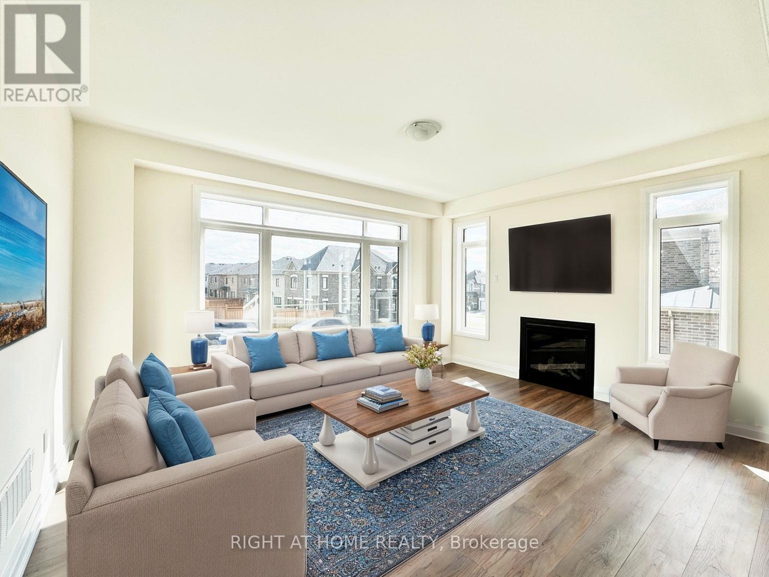 Upper - 70 Bearberry Road, Springwater, Ontario  L9X 2E1 - Photo 6 - S12470646