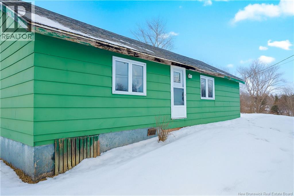 1289 Scenic Narrows Boulevard, Cambridge-Narrows, New Brunswick  E4C 2N5 - Photo 3 - NB131511