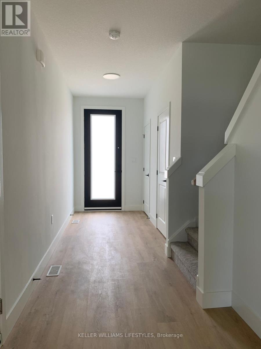 29 - 1870 Aldersbrook Gate, London North, Ontario  N6G 3R4 - Photo 2 - X12653350