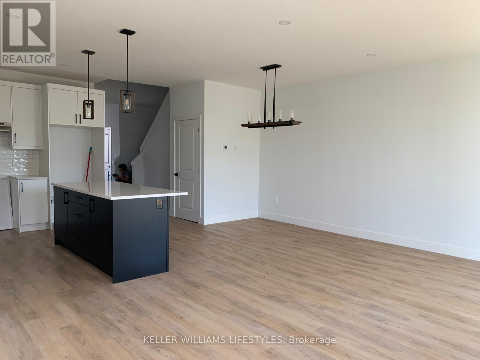 29 - 1870 Aldersbrook Gate, London North, Ontario  N6G 3R4 - Photo 3 - X12653350