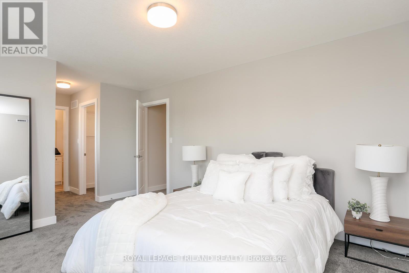 24 Harrow Lane, St. Thomas, Ontario  N5R 0P3 - Photo 17 - X12653352