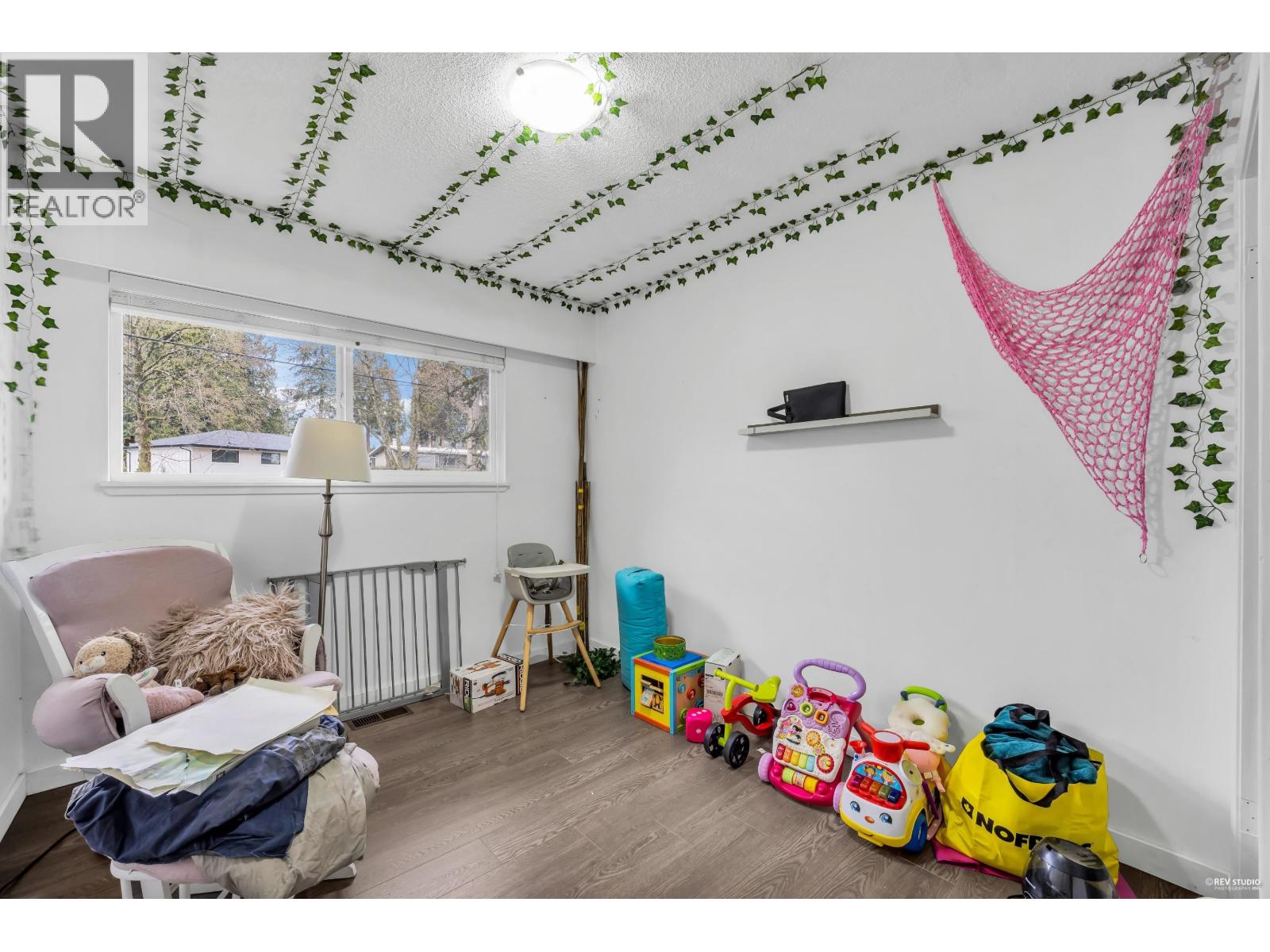 673 Lowell Court, Coquitlam, British Columbia V3J 3J8 - Photo 15 - R3075148