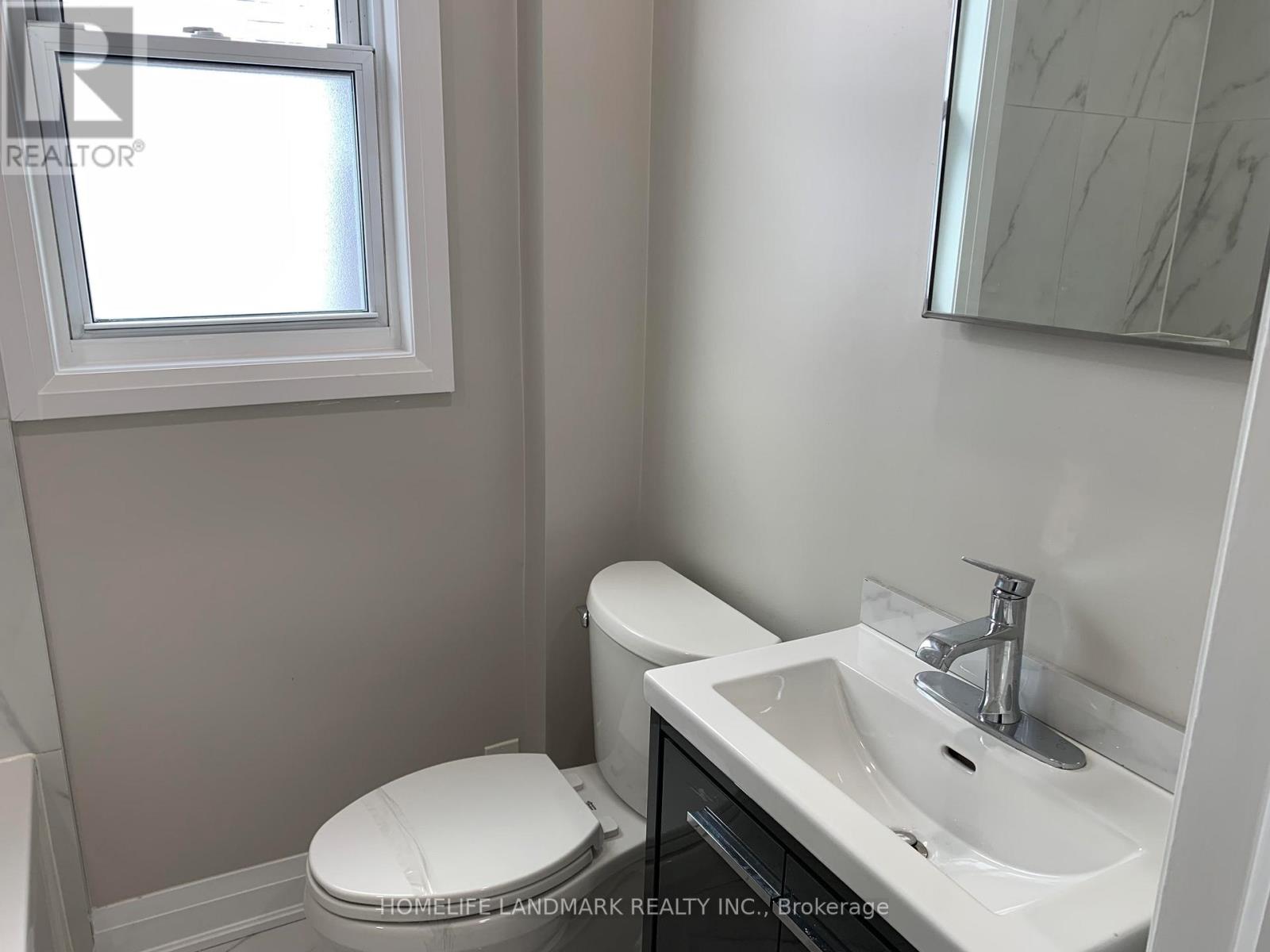 226 Donlands Avenue, Toronto, Ontario  M4J 3R2 - Photo 45 - E12652868