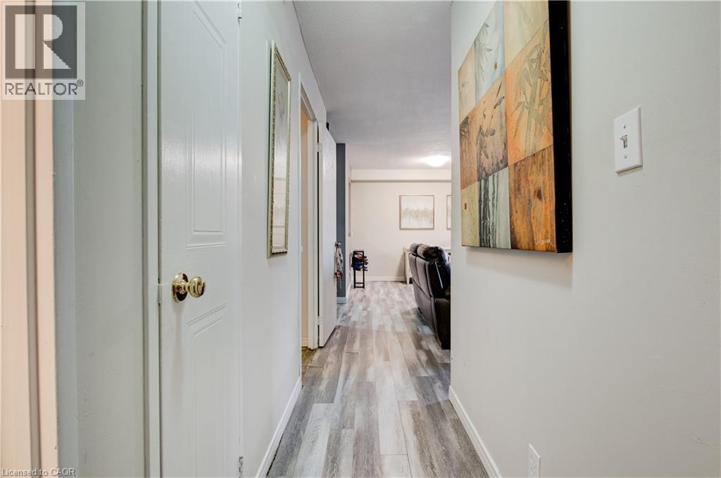 18 Holborn Court Unit# 104, Kitchener, Ontario  N2A 4A1 - Photo 12 - 40795227