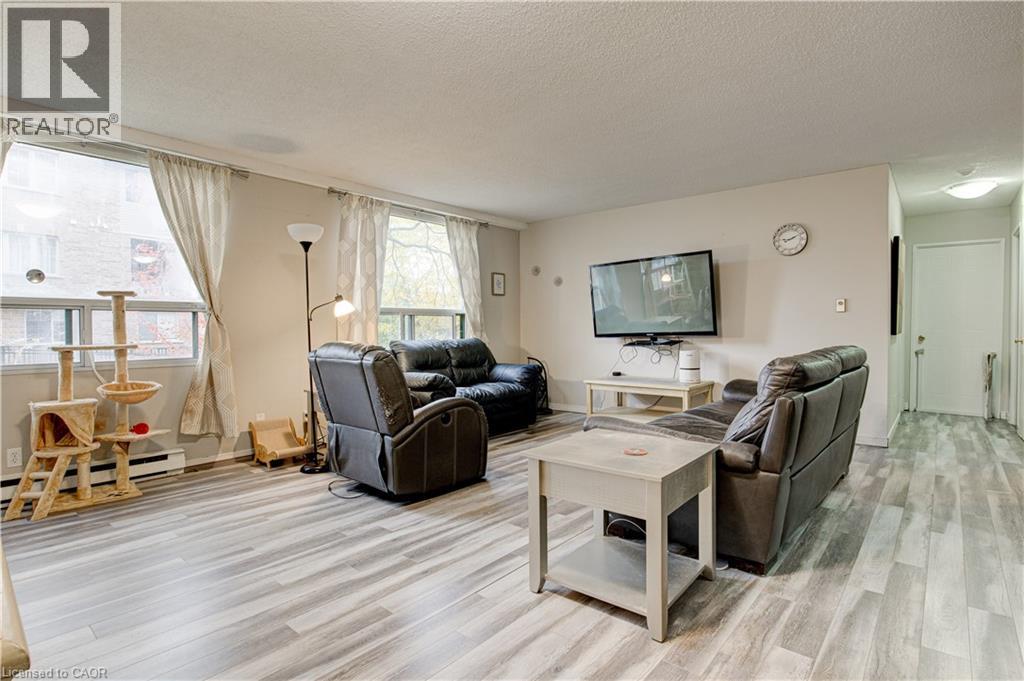 18 Holborn Court Unit# 104, Kitchener, Ontario  N2A 4A1 - Photo 8 - 40795227