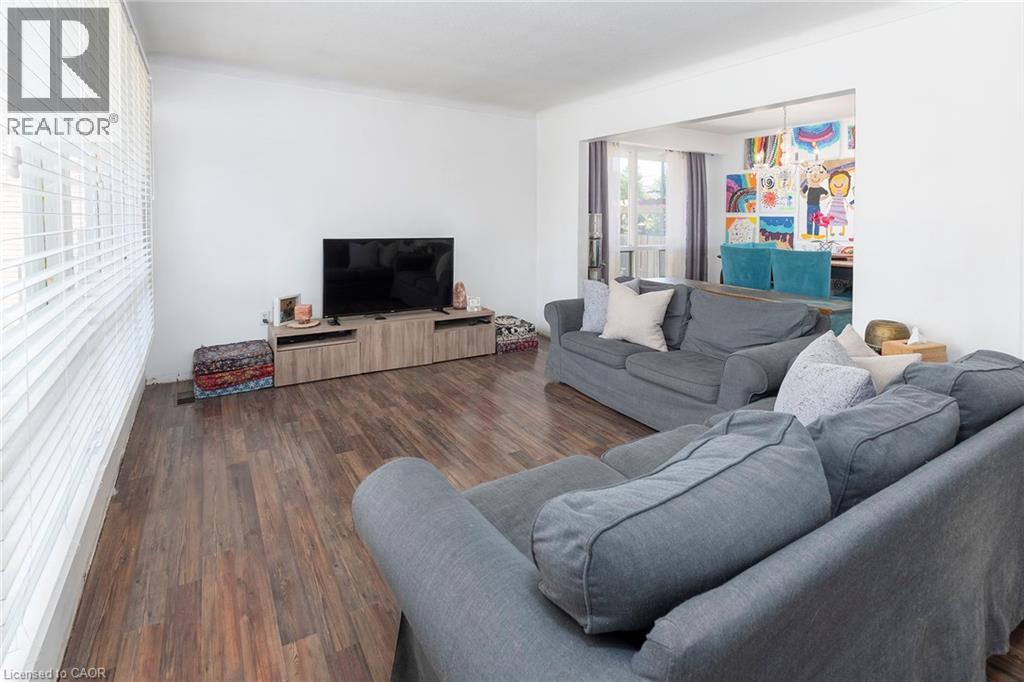 426 Clare Avenue, Welland, Ontario  L3C 3B3 - Photo 3 - 40766343