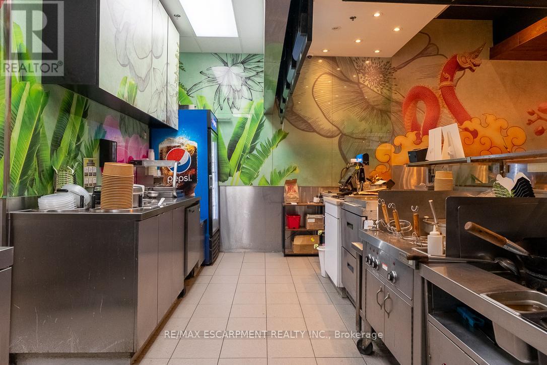 3 - 300 Fourth Avenue, St. Catharines, Ontario  L2S 0E6 - Photo 15 - X12653346