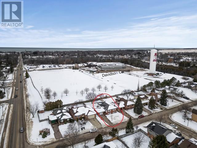 898 Mcpherson Crescent, Kincardine, Ontario  N2Z 1M1 - Photo 26 - X12646312