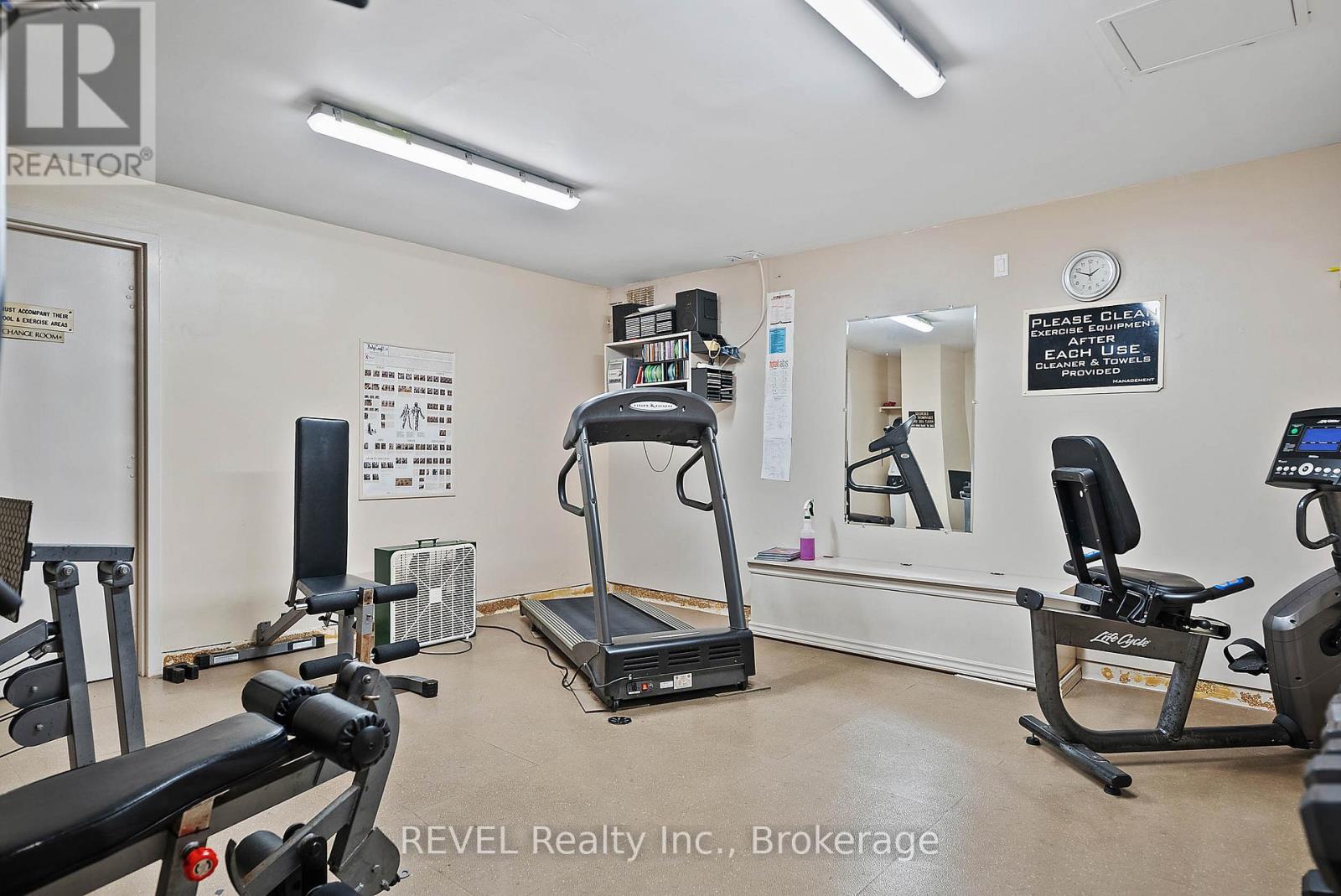 807 - 15 Towering Heights Boulevard, St. Catharines (Glendale/glenridge), Ontario  L2T 3G7 - Photo 26 - X12653402