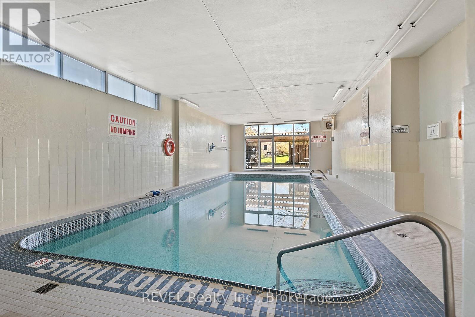 807 - 15 Towering Heights Boulevard, St. Catharines (Glendale/glenridge), Ontario  L2T 3G7 - Photo 3 - X12653402