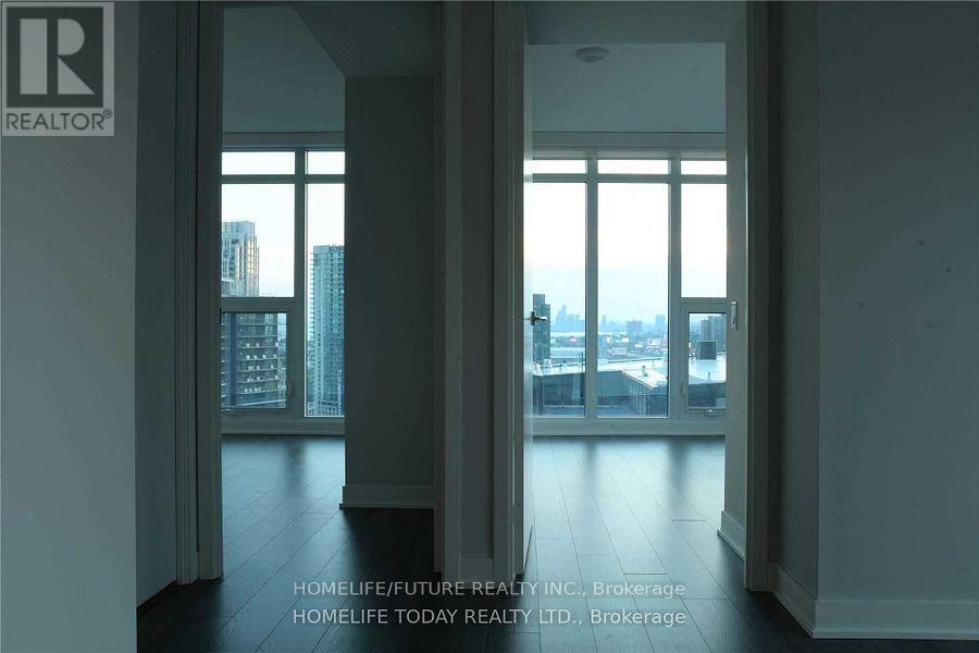 2706 - 70 Queens Wharf Road, Toronto, Ontario  M5V 0J2 - Photo 5 - C12653364