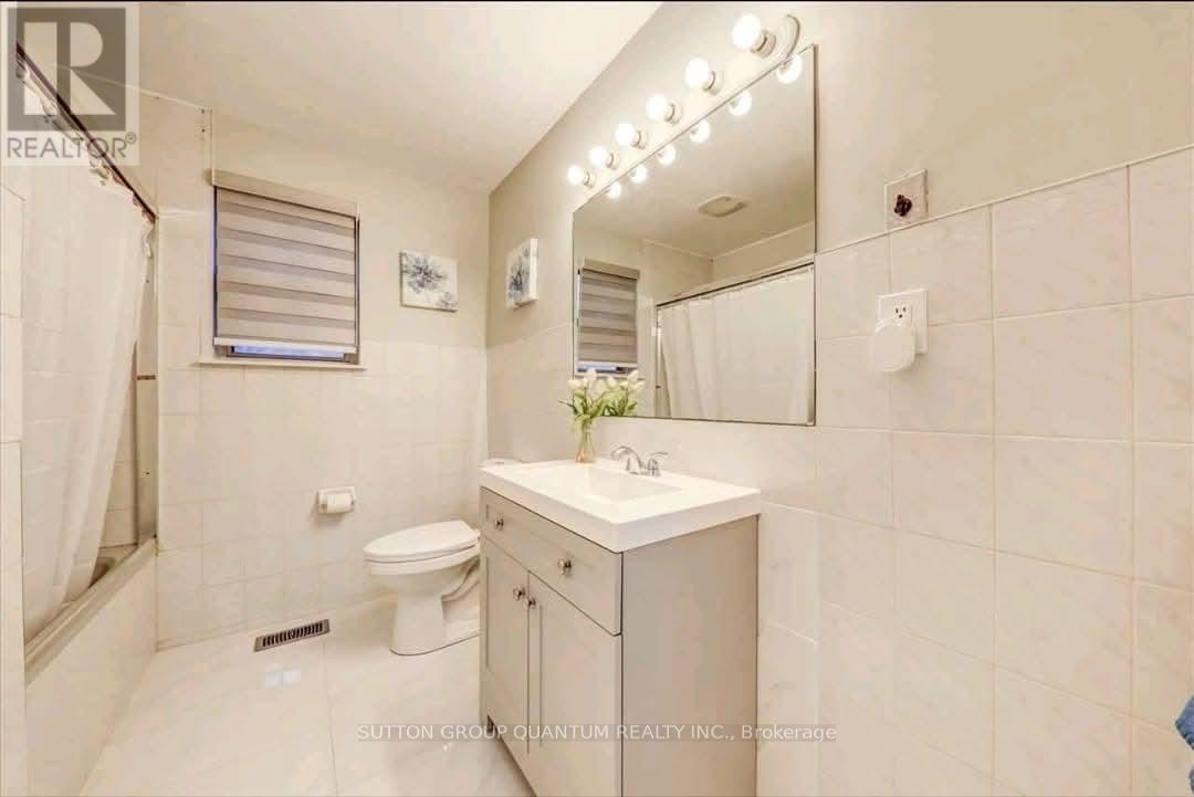 Upper Level - 574 Crerar Avenue, Oshawa, Ontario  L1H 2W8 - Photo 6 - E12653396