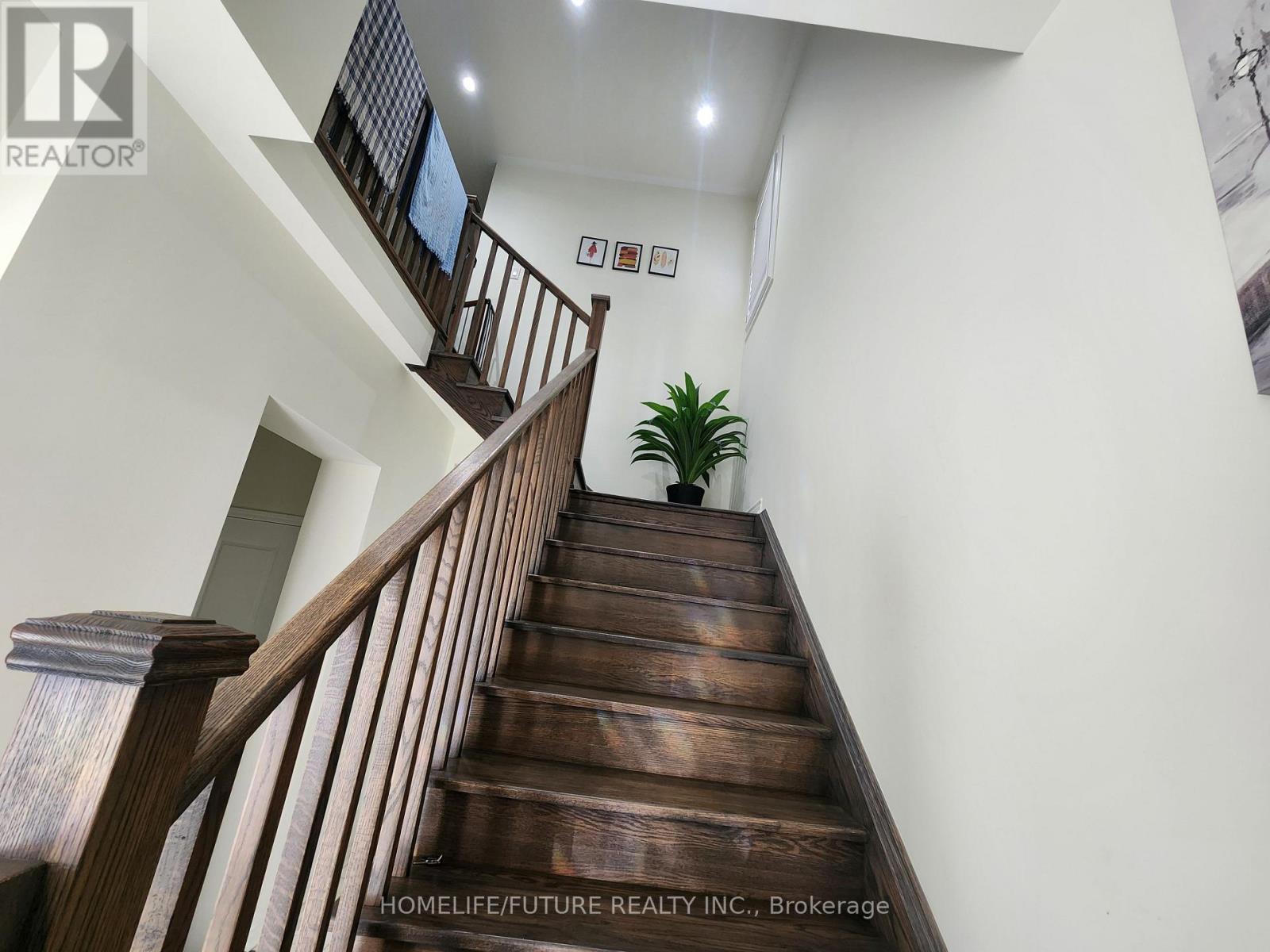 17 Windflower Way, Whitby, Ontario  L1P 0H9 - Photo 10 - E12653398