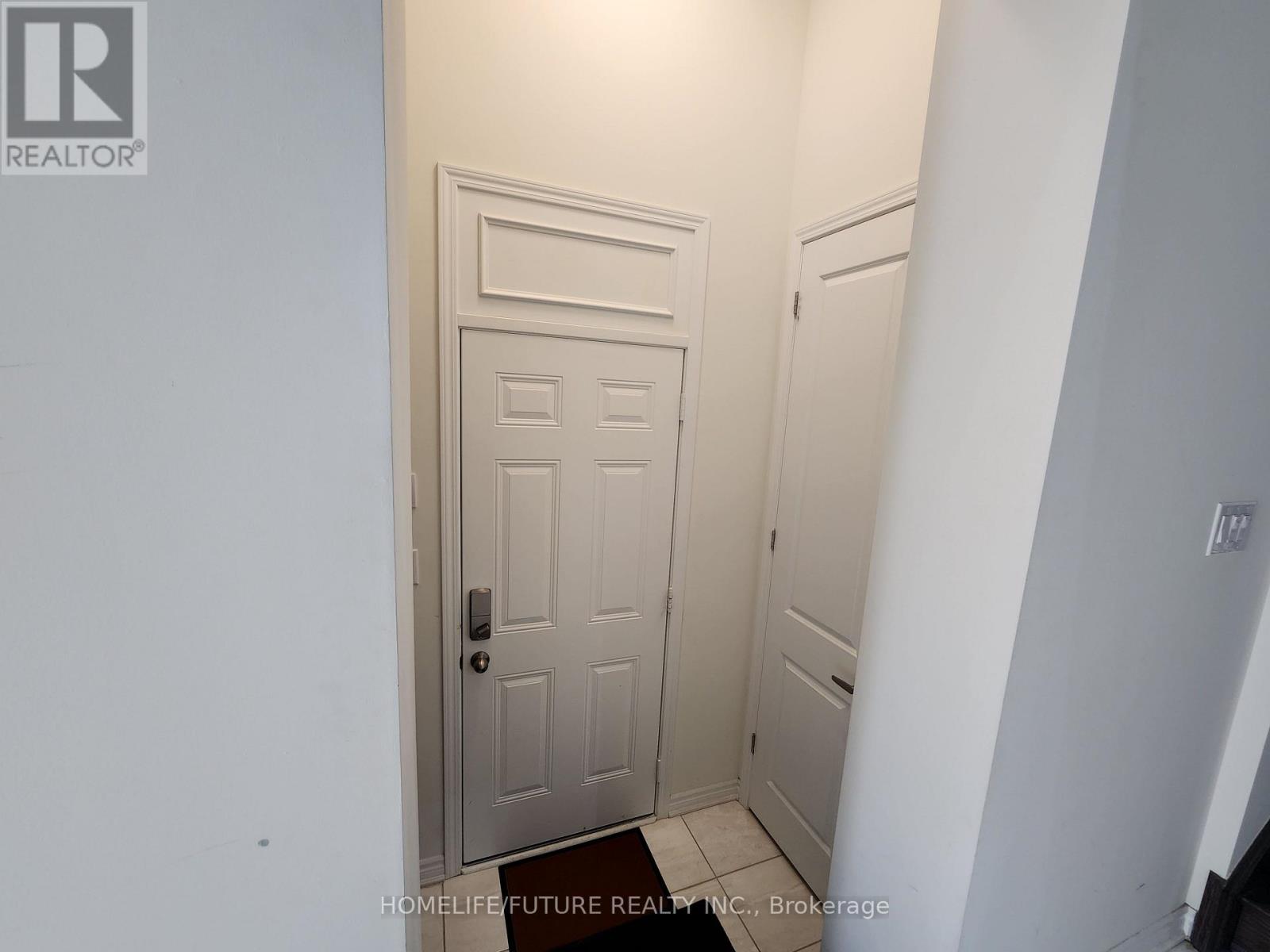 17 Windflower Way, Whitby, Ontario  L1P 0H9 - Photo 4 - E12653398