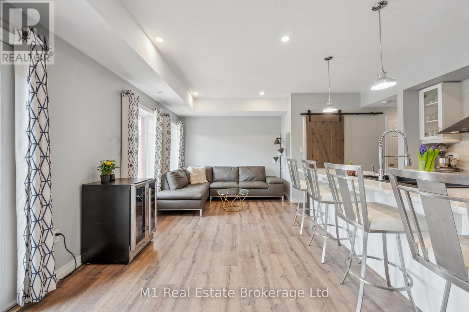 34 - 39 Kay Crescent, Guelph, Ontario  N1L 0N5 - Photo 12 - X12501590