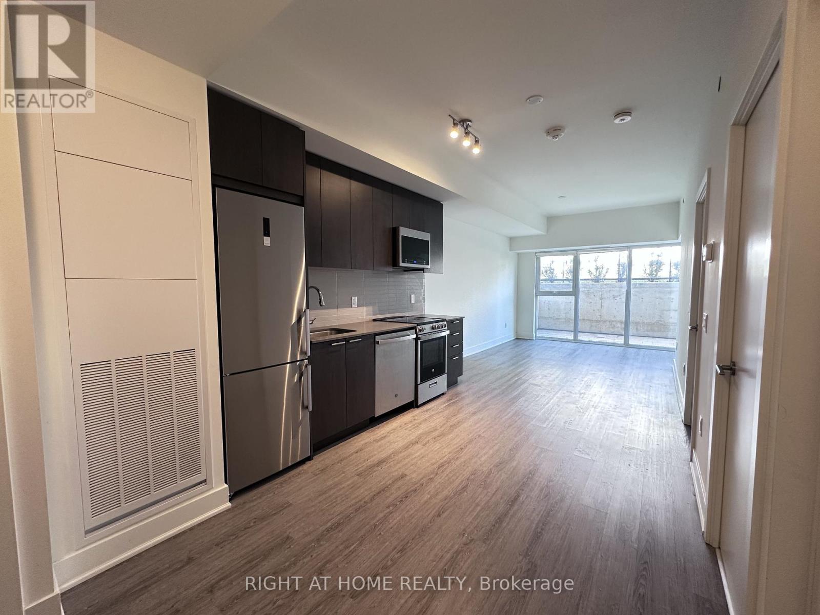 015 - 185 Deerfield Road, Newmarket, Ontario  L3Y 0G7 - Photo 12 - N12653406