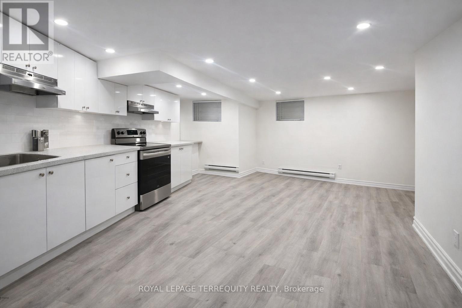 2 - 29 Khedive Avenue, Toronto, Ontario  M6A 2G1 - Photo 2 - C12653274