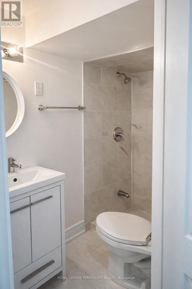 2 - 29 Khedive Avenue, Toronto, Ontario  M6A 2G1 - Photo 4 - C12653274