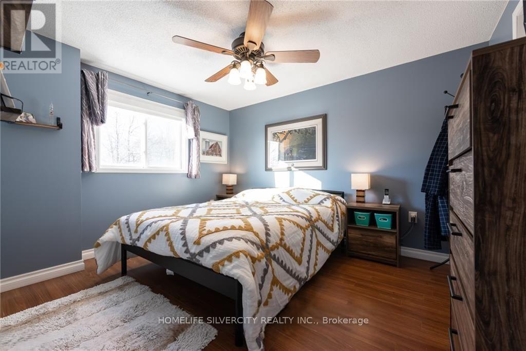 141 Athabaska Road, Barrie (Holly), Ontario  L4N 8E5 - Photo 7 - S12653394