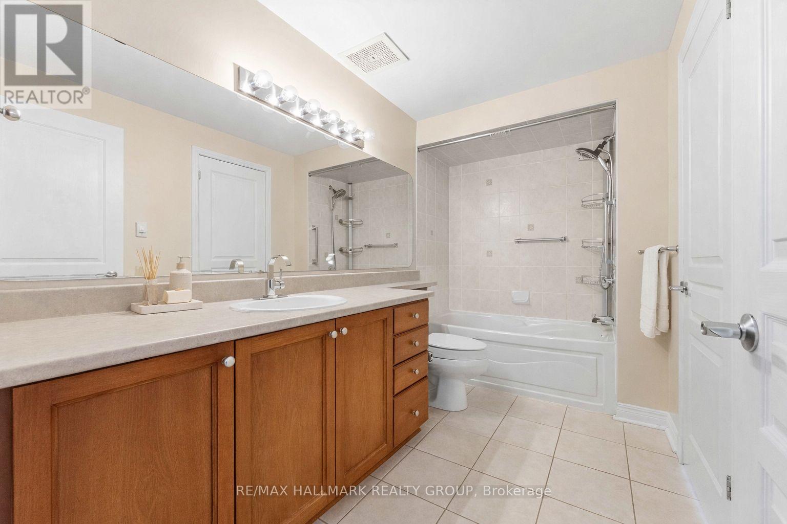 320 - 905 Beauparc Private, Ottawa, Ontario K1J 0A3 - Photo 15 - X12628206