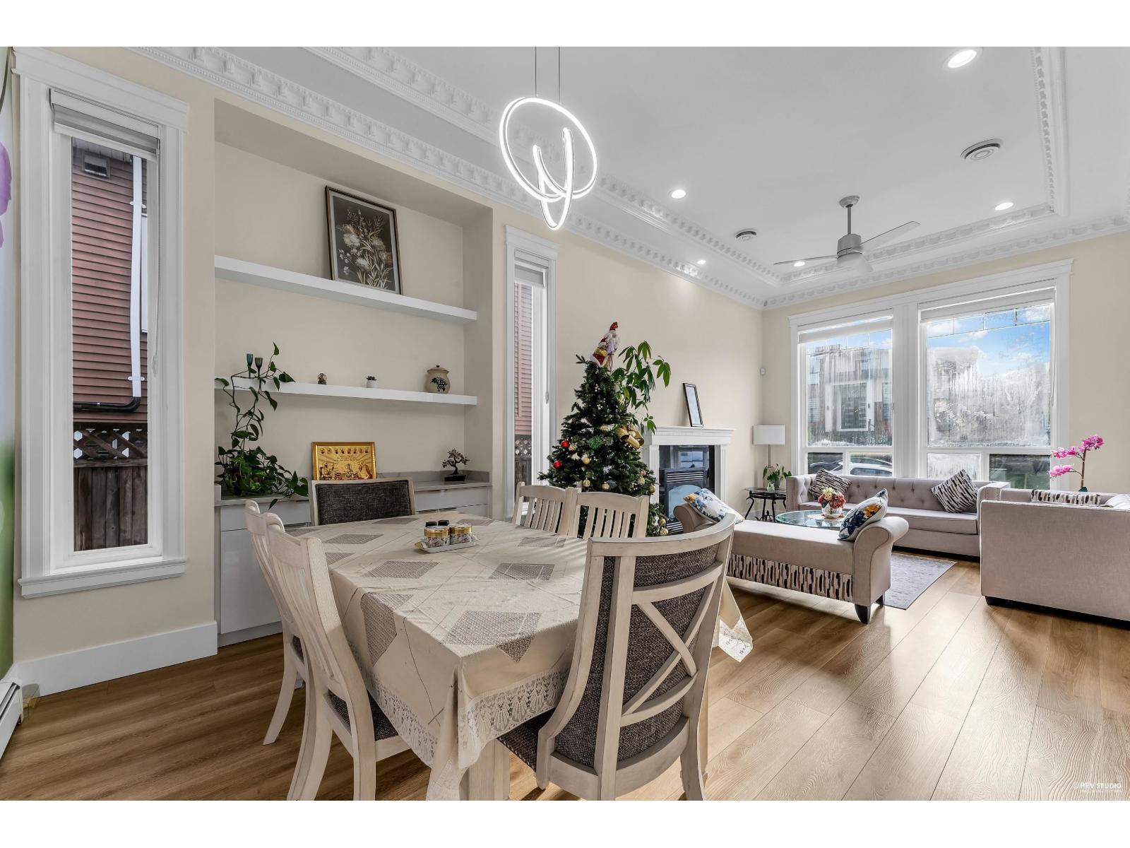 18011 63b Avenue, Surrey, British Columbia  V3S 4G1 - Photo 6 - R3075165