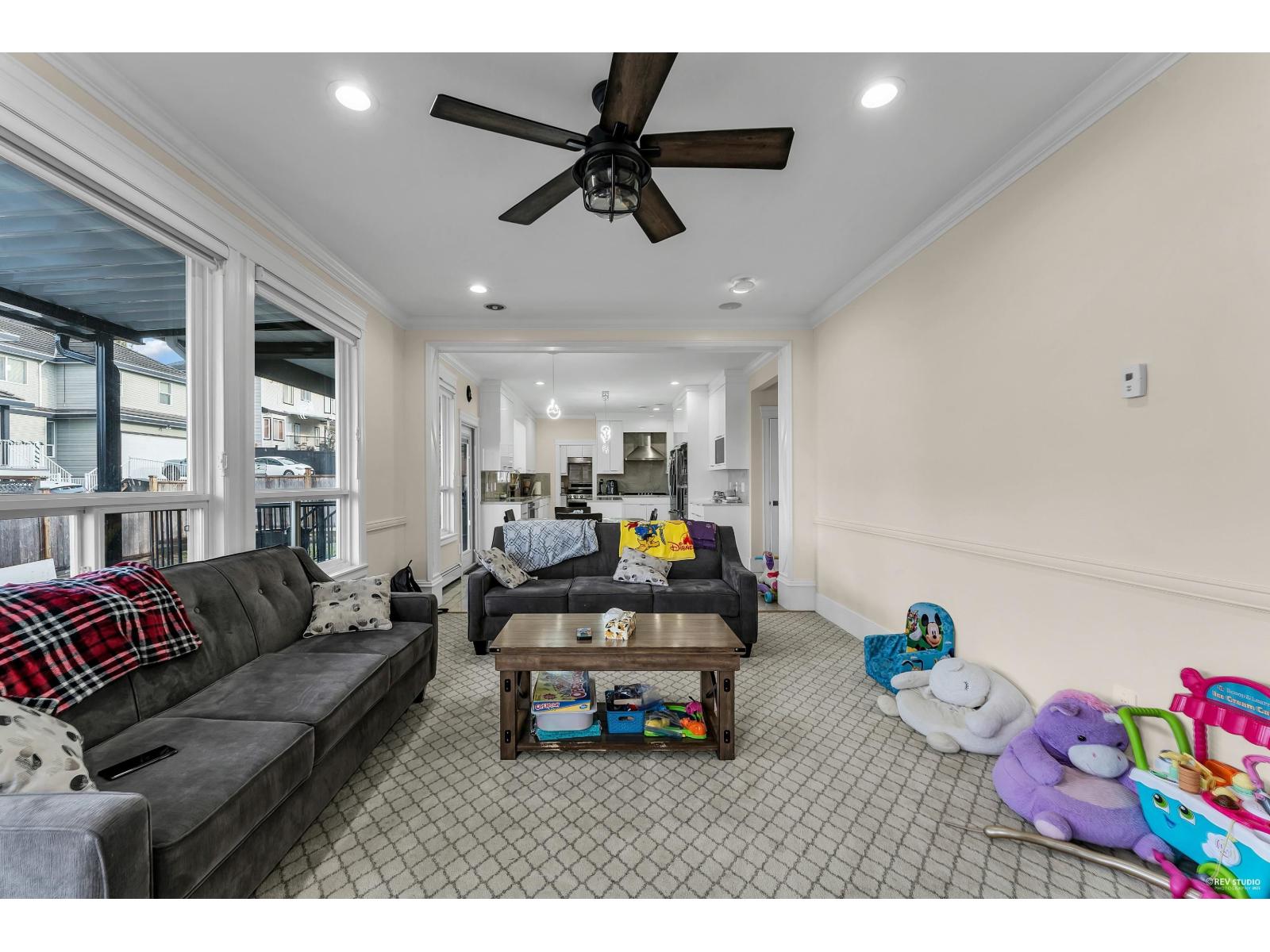 18011 63b Avenue, Surrey, British Columbia  V3S 4G1 - Photo 15 - R3075165