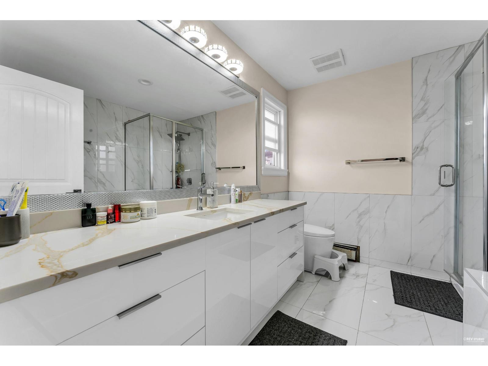 18011 63b Avenue, Surrey, British Columbia  V3S 4G1 - Photo 23 - R3075165