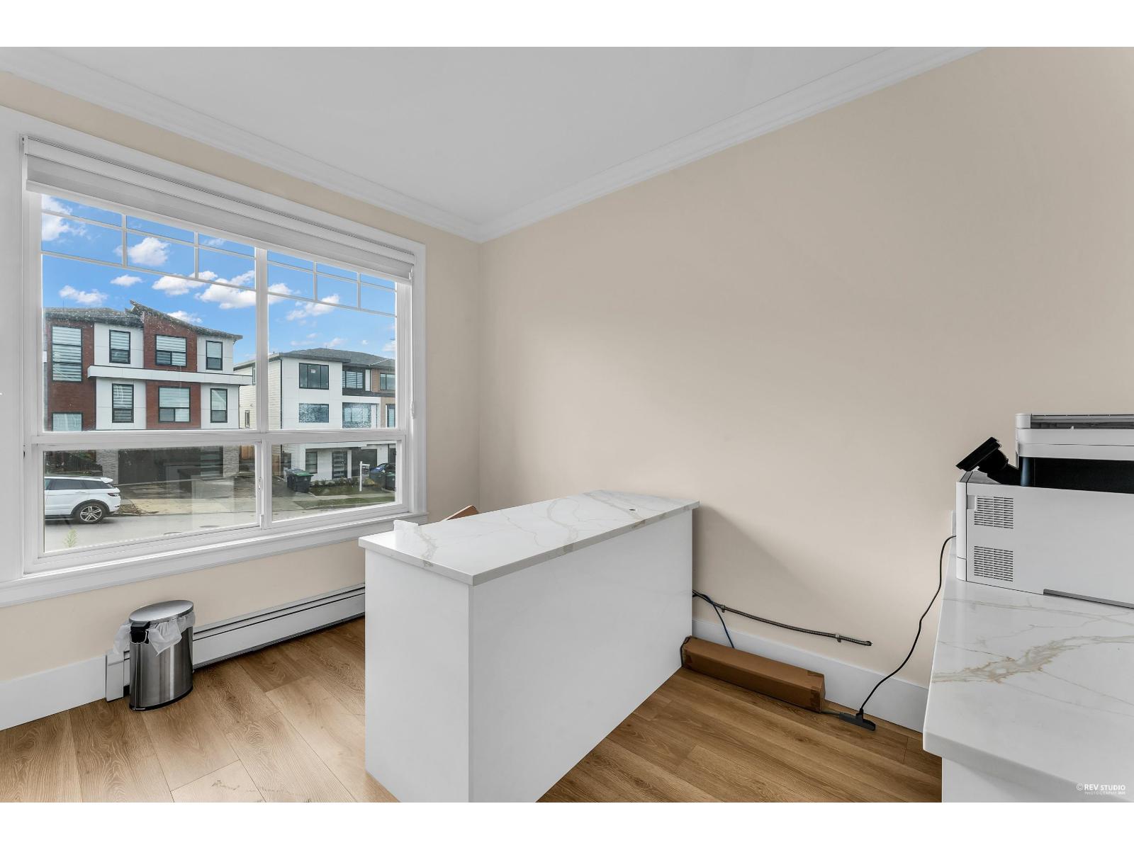 18011 63b Avenue, Surrey, British Columbia  V3S 4G1 - Photo 17 - R3075165