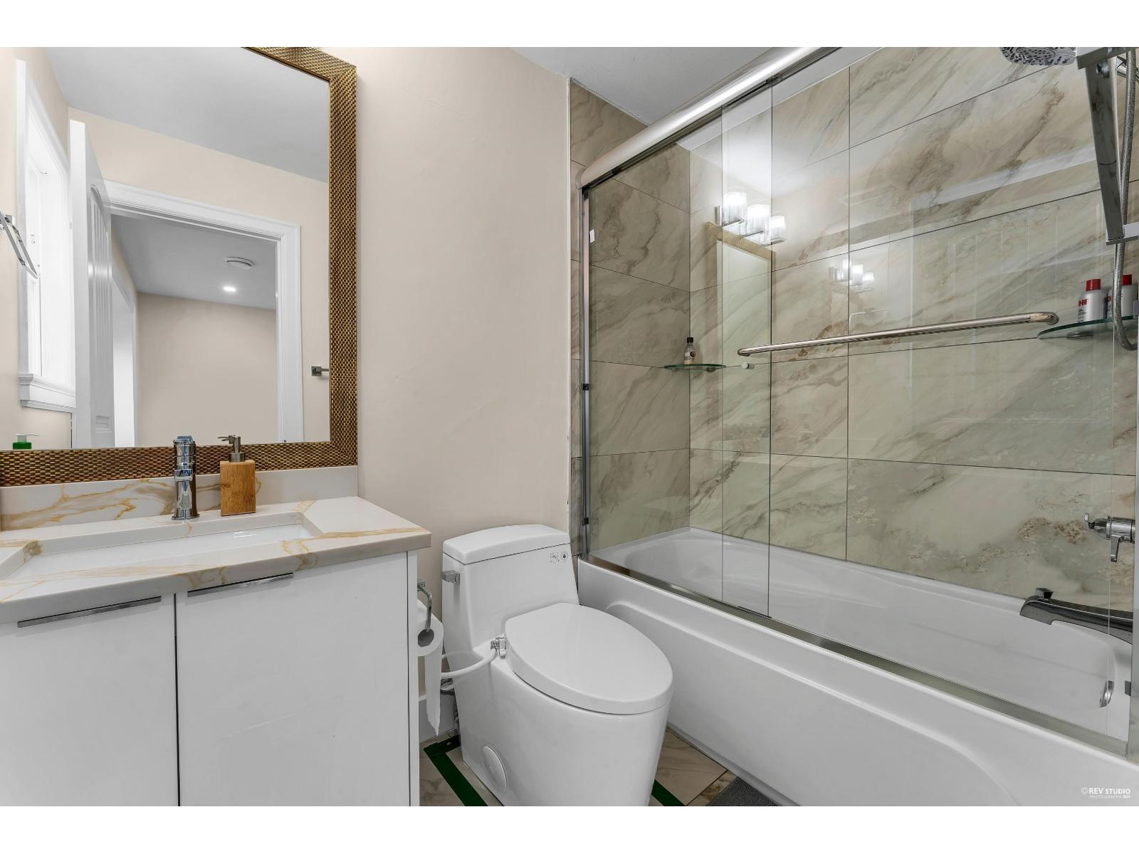 18011 63b Avenue, Surrey, British Columbia  V3S 4G1 - Photo 27 - R3075165