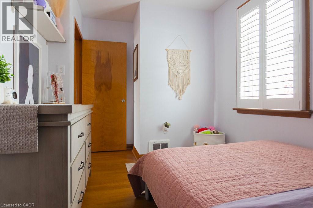 304 East 45th Street, Hamilton, Ontario  L8T 3K8 - Photo 17 - 40787312