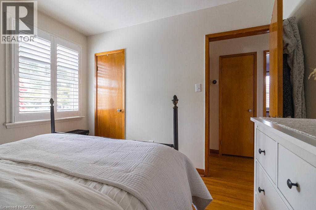 304 East 45th Street, Hamilton, Ontario  L8T 3K8 - Photo 15 - 40787312